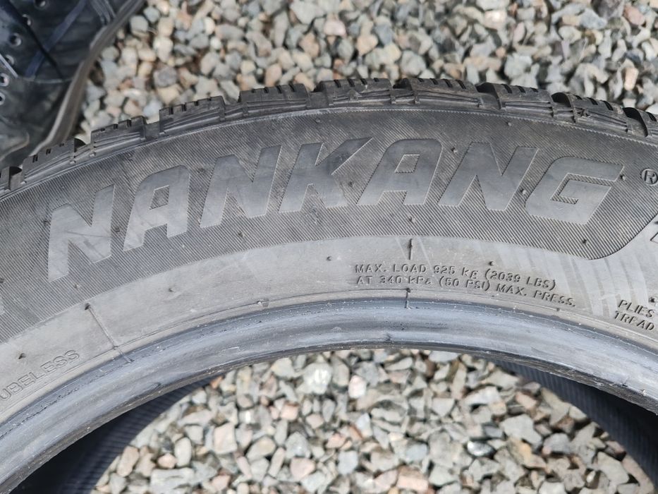 Vând anvelope second hand.