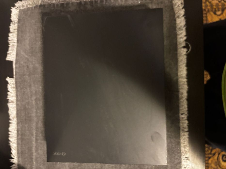 Xbox one x 1tb spațiu  2 controlere fără fir