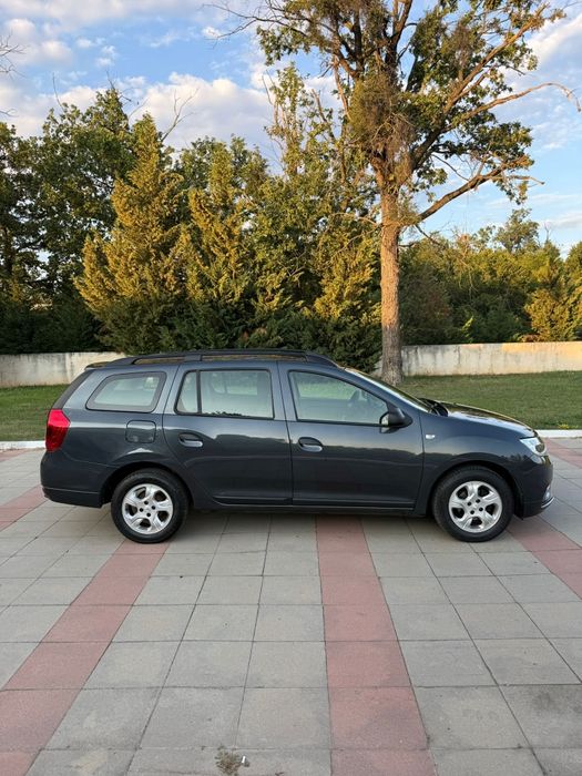 Dacia Logan Easy-R Automat 0.9 turbo 90 C.P