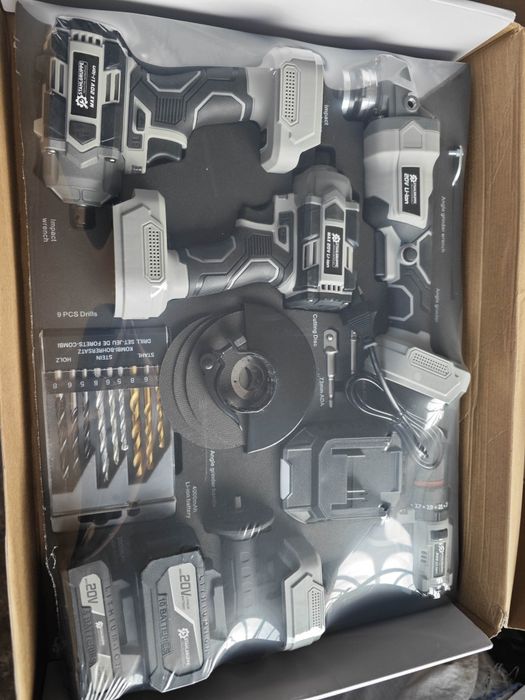 Set de scule electrice StahlGruppe cu 4 mașini