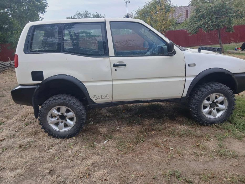 Vând Nissan terano 2