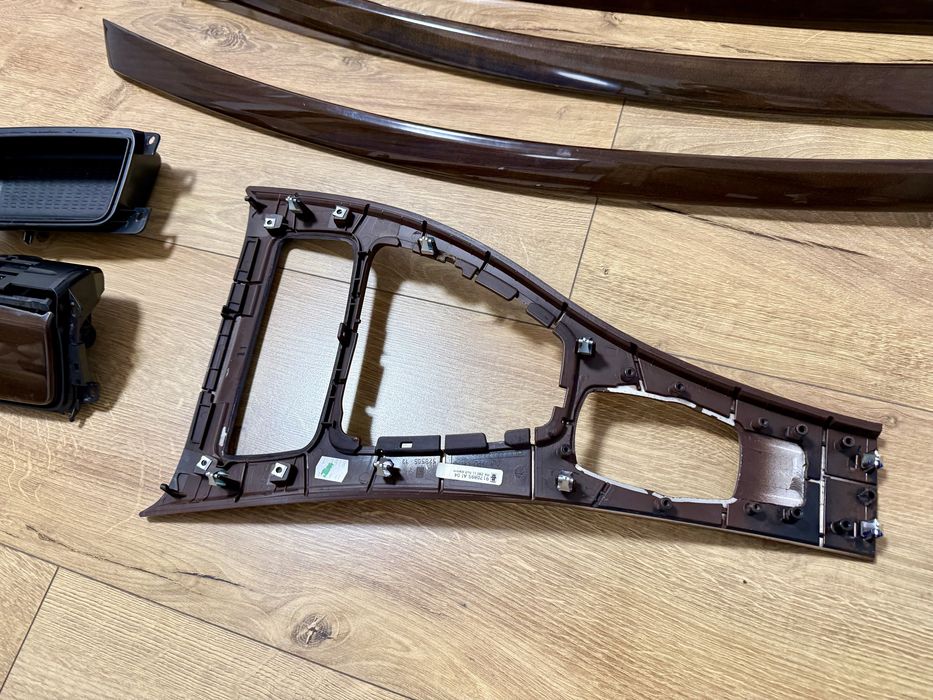 Trimuri mahon BMW E90 facelift