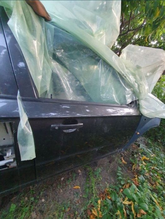 Ușa Chevrolet Aveo sedan 2006-2011 sofer fata spate albastra neagra