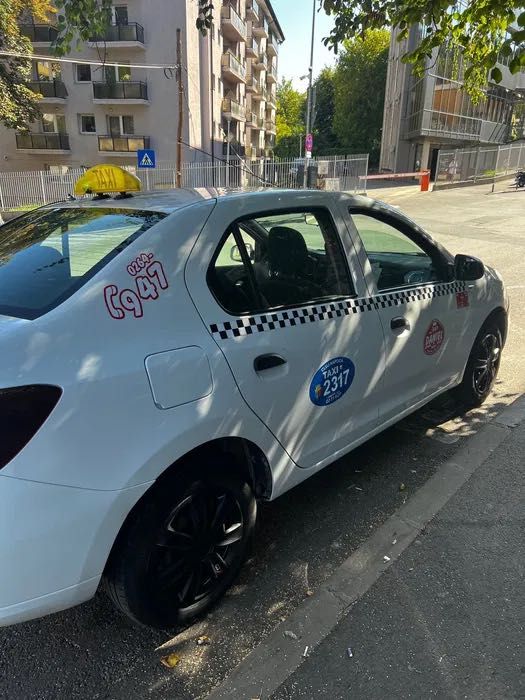 Vând licență taxi cu Dacia logan 1,5 dci an 2017 preț 7000€ neg