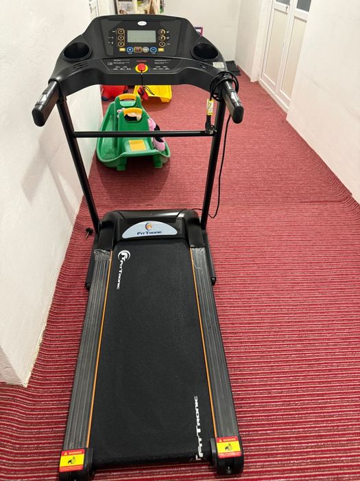 RIDICARE PERSONALĂ. Banda alergare în stare bună