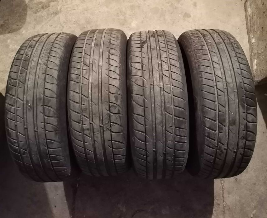 Продавам 4 броя летни гуми 205.60.16 на 1 сезон дот 2019 Tarus