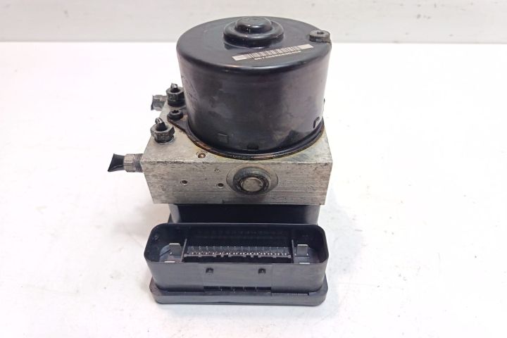 Pompa ABS 3M512C405HB Ford Focus a 2-a generatie