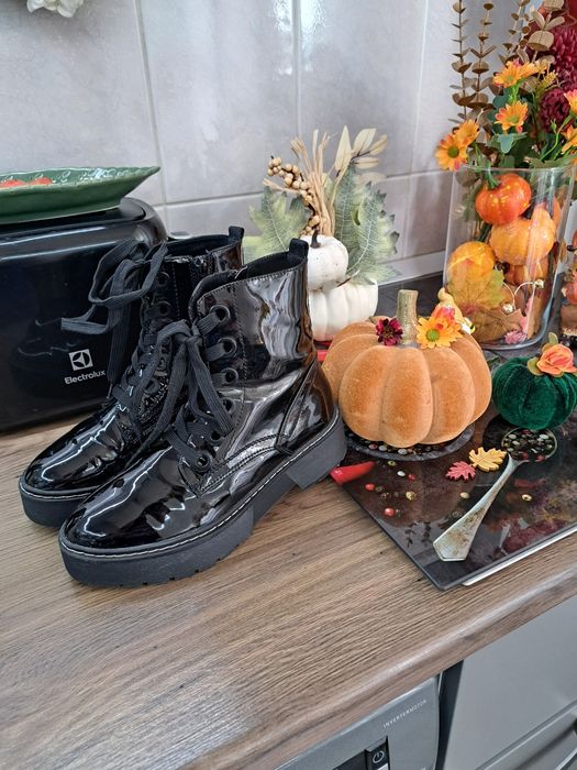 Ghete Adam's cu aspect lăcuit mas 36