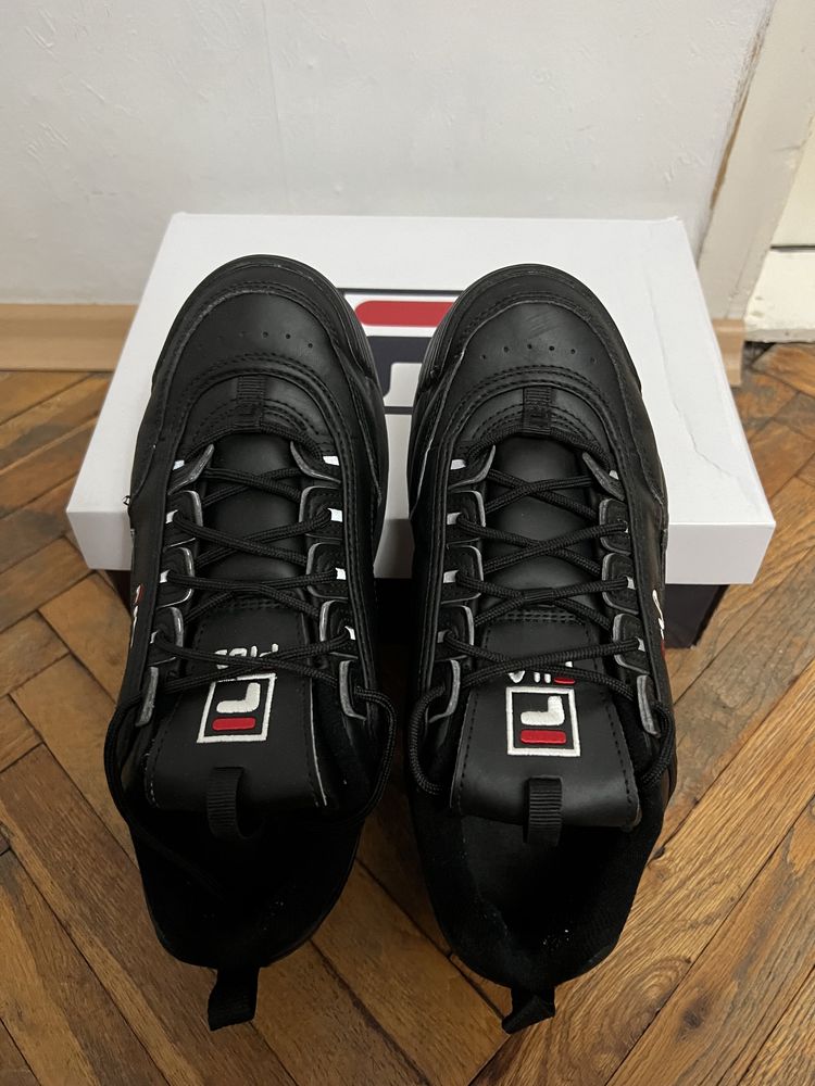 Fila Disruptor Low обувки/маратонки