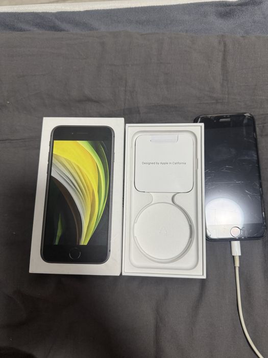 Iphone SE 2020, 64гб
