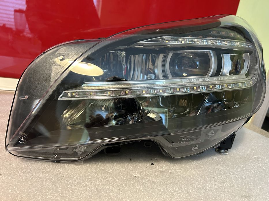 Far stanga Mercedes CLS full led cu varianta 3 calculatoare