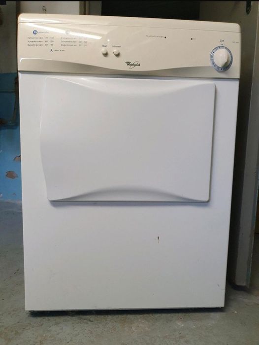 Uscator de rufe marca Whirlpool