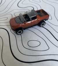 Vand masinute hot wheels mainline diferite modele in stare perfecta