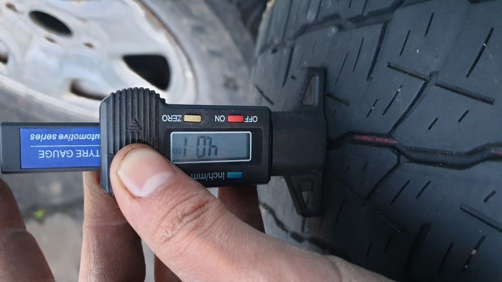 Джанти 5х114.3 с гуми 215 70 16