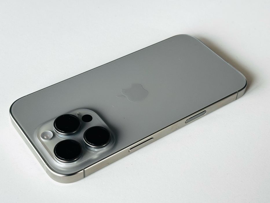 Iphone 16 Pro 256GB Natural Titanium Гаранция 6 месеца