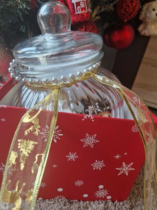 Коледен буркан с 365 късметчета