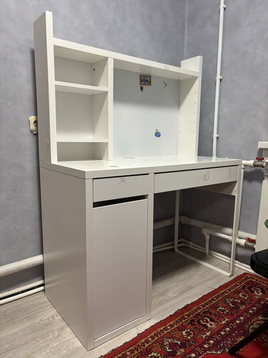 Продаю писменный стол