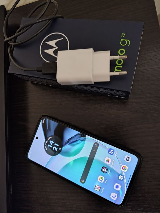 Vând Motorola g72