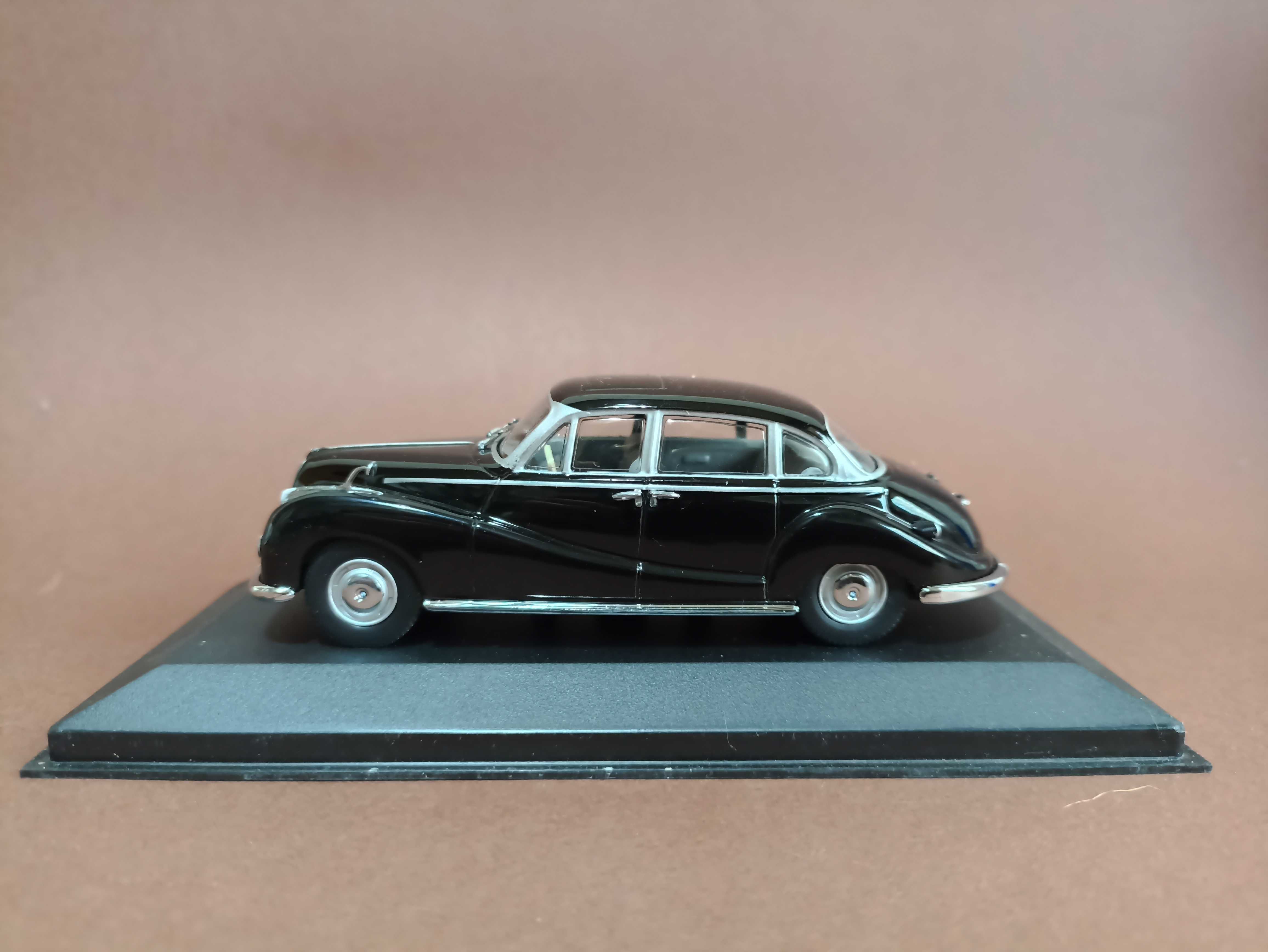 Macheta Minichamps 1:43, BMW 502