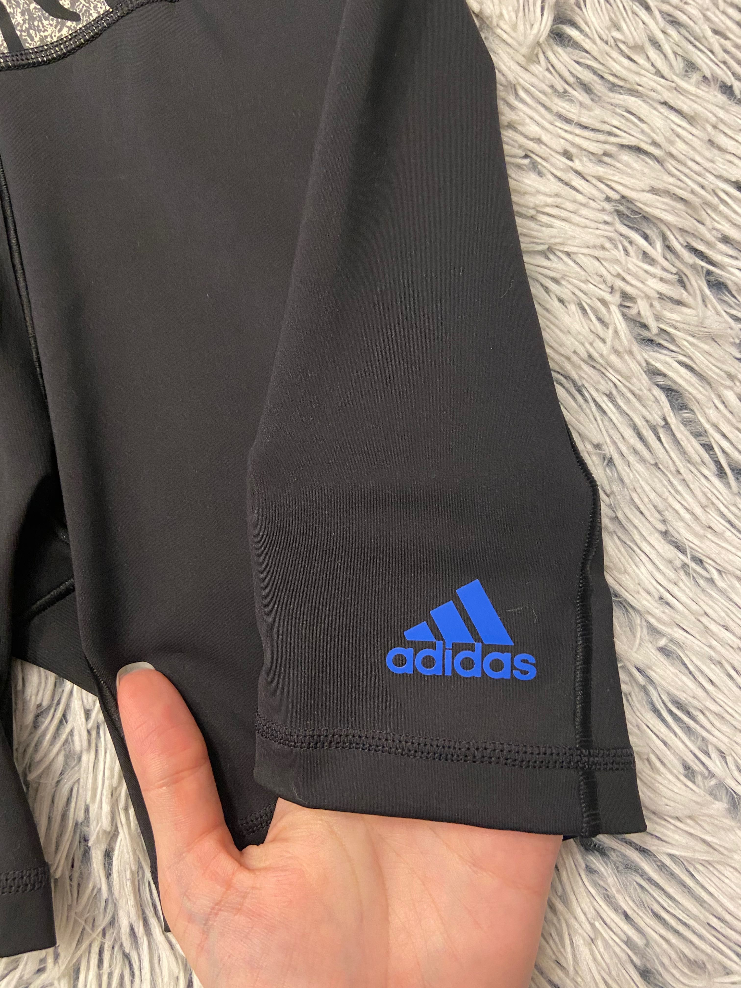 Pantaloni scurti adidas noi