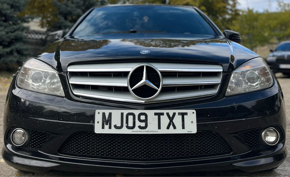 C 320 CDI - 3.0 Diesel V6 - 224 cp - Automat - 7G - 2009 - Amg•Line -