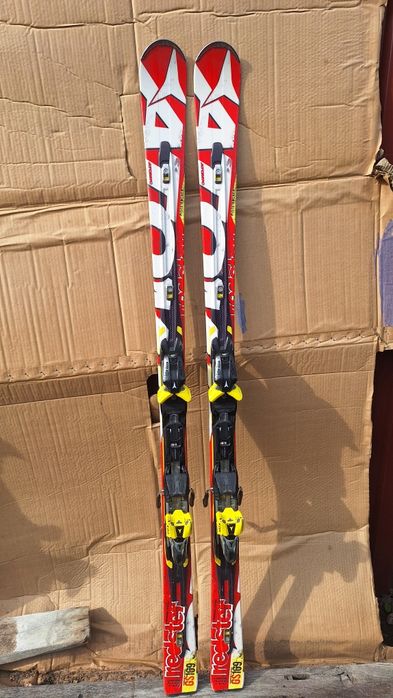 Ski Atomic Redster