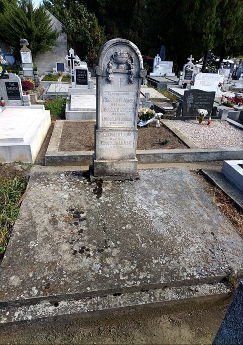 Loc de veci in cimitirul Eternitatea, UTA