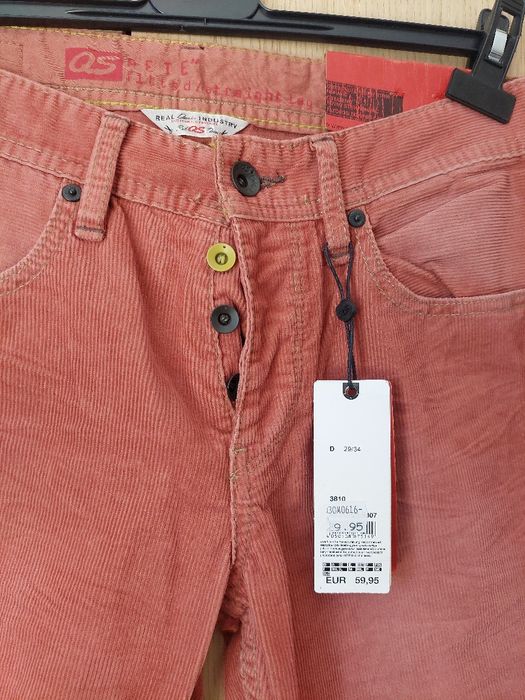 Pantaloni S Oliver  catifea noi