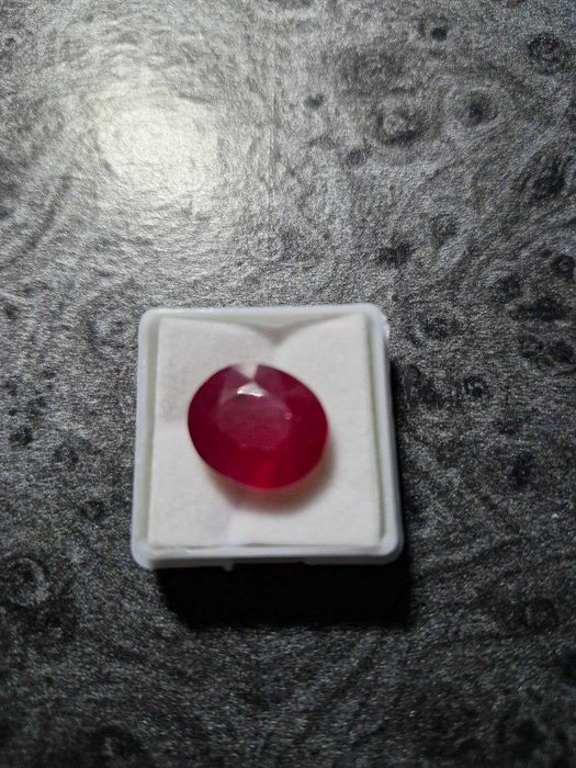 Natural Ruby (натуралний рубин)