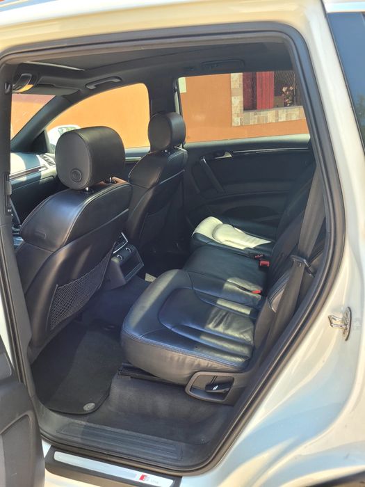 Vand Audi Q7 din 2013
