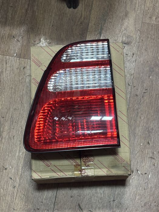 Задний фонарь ланд крузер 100 дорест правый