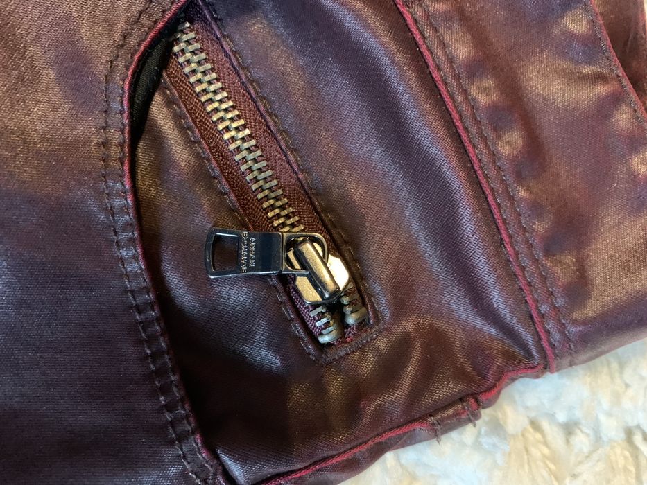 Pantaloni Armani Exchange grena din piele