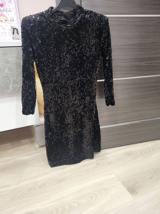 Рокля Zara с пайети