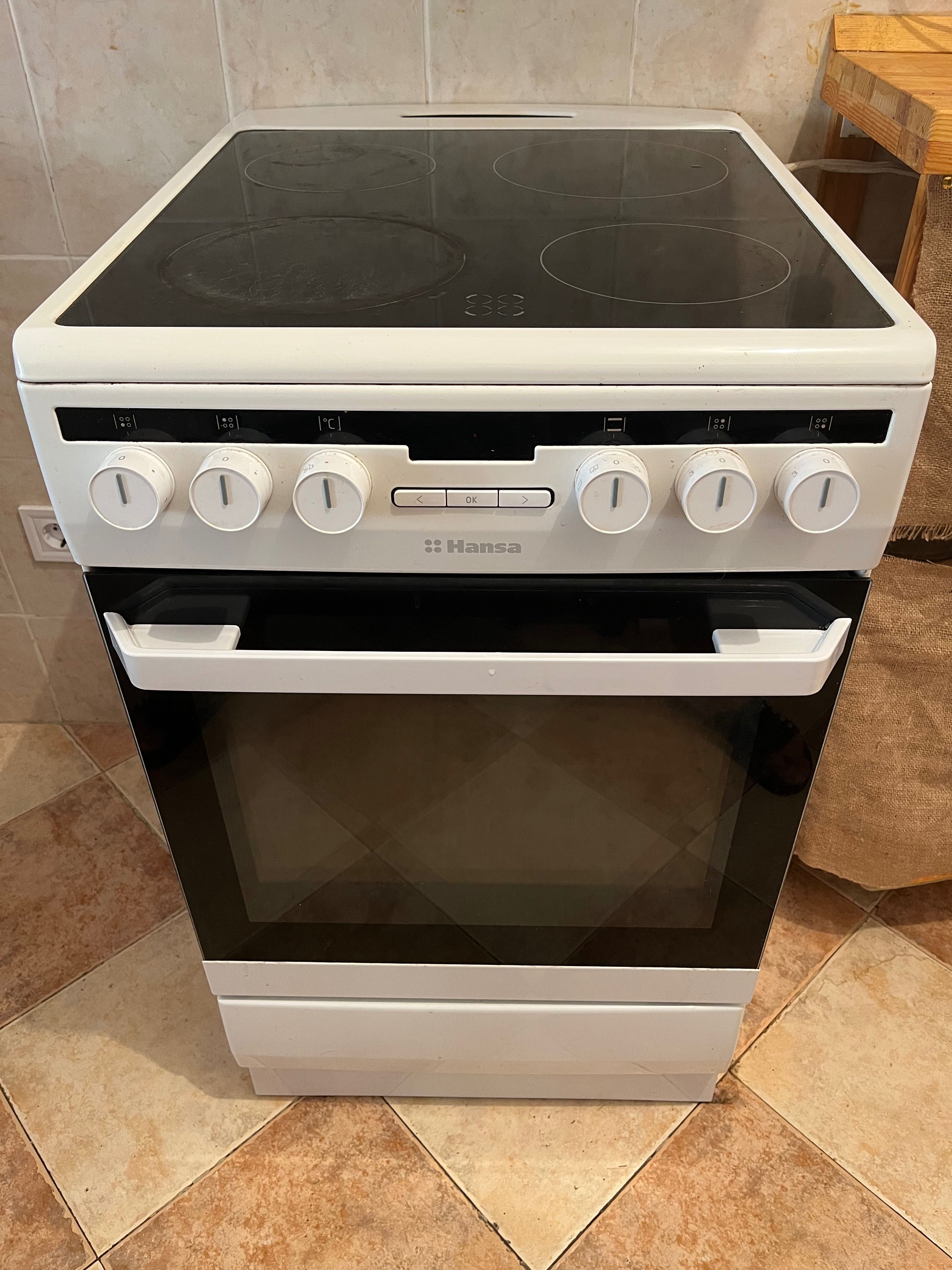 Готварска печка HANSA MCCW58200