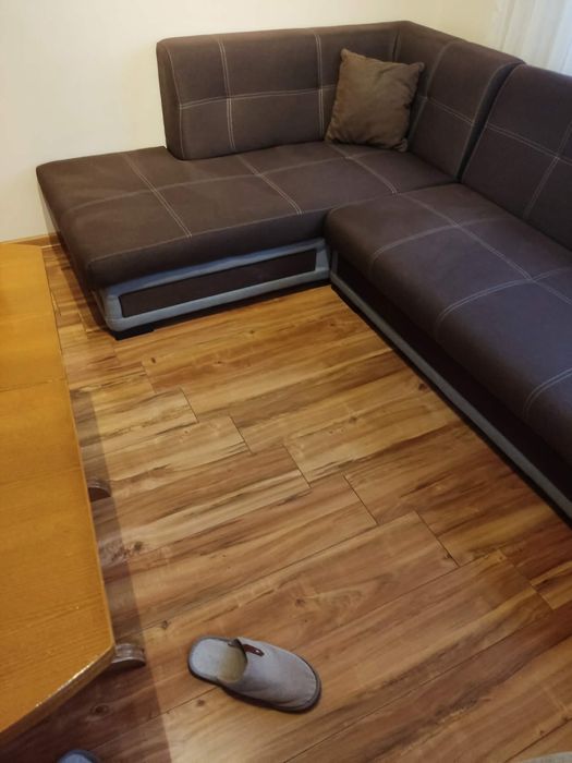 Диван кафяв в отлично състояние