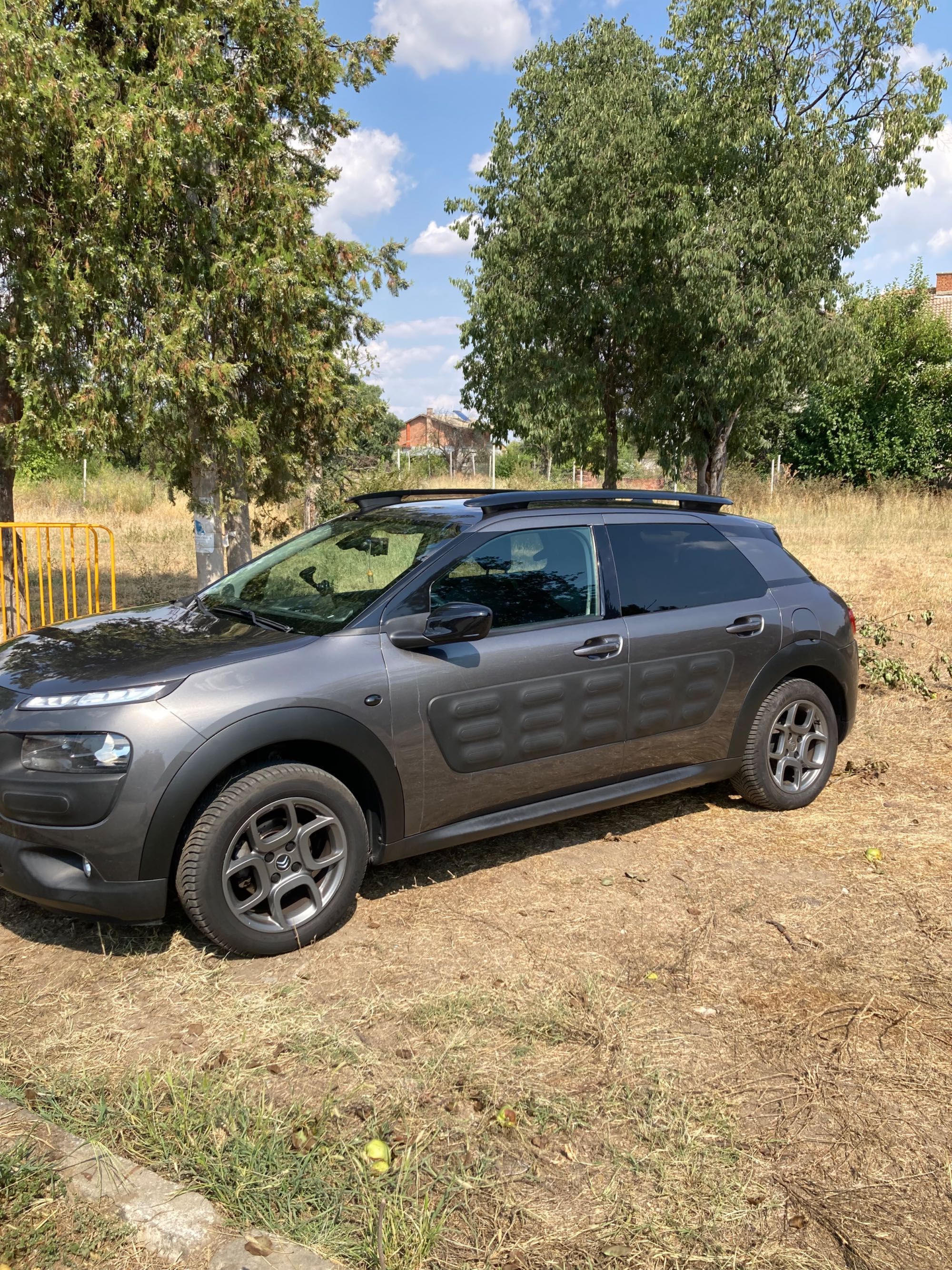 Продавам, Ситроен С4cactus.2018г. внос от Франция 26,000лв.-13,000€.