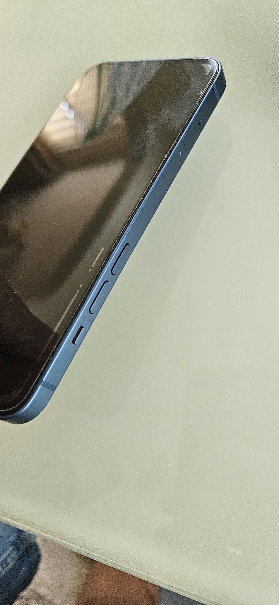 iPhone 13 за части
