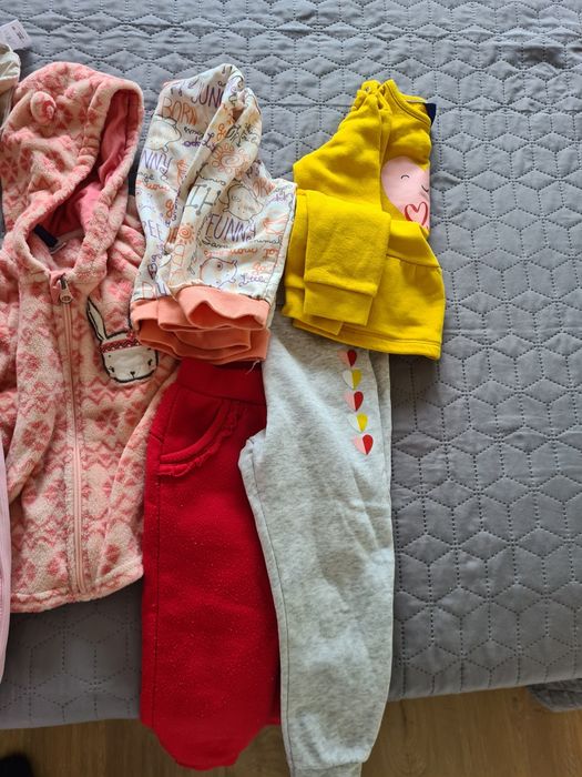 Дрехи зимни момиче  р-р 18-24 месеца + подарък обувки