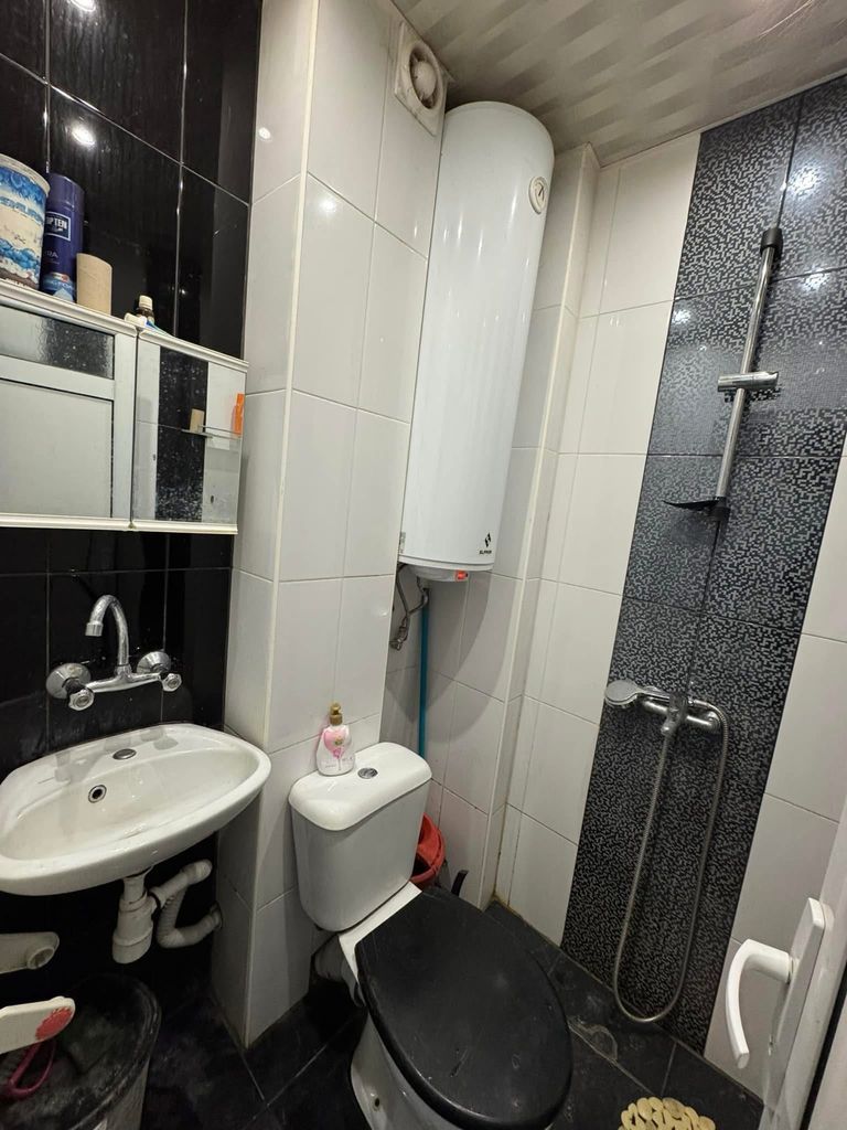 Продава се Двустаен апартамент в Търговище, Вароша - 50 кв.м за 1326 €/кв.м - Снимка #8