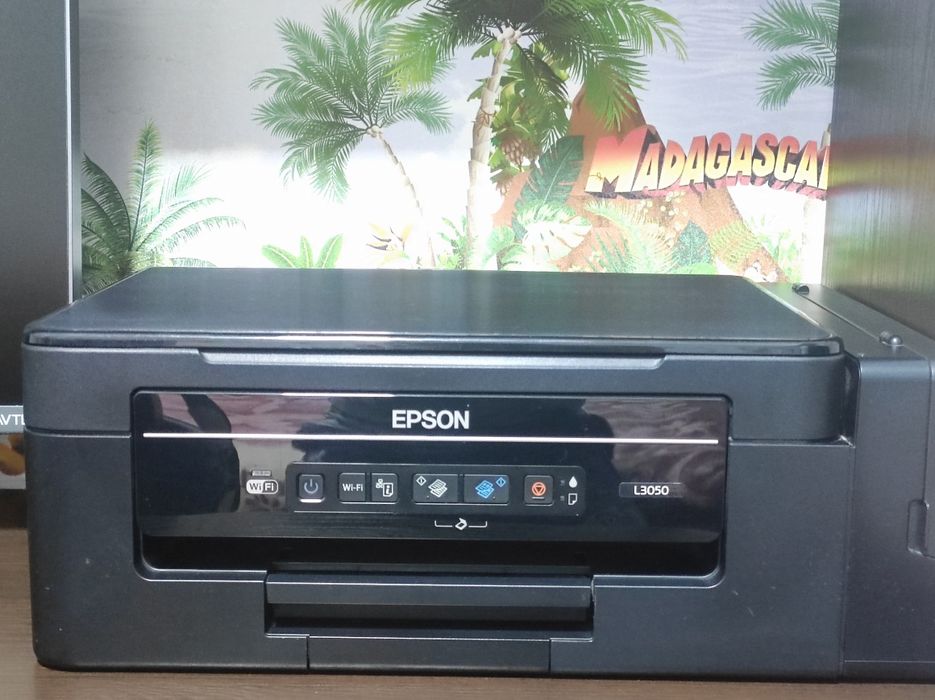 Printer sotiladi, holati ideal ko'p ishlatilinmagan