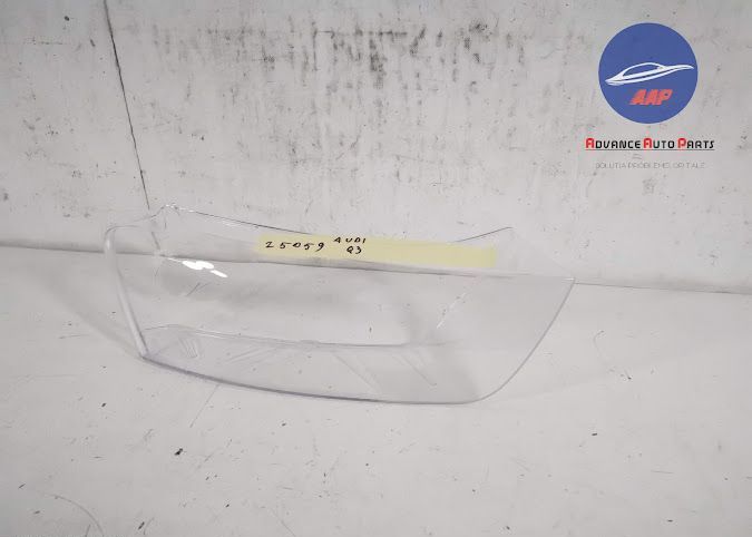 Нова Дясна Фарове Стъкло ОСИГУРЯВАМЕ МОНТАЖ / Audi Q3 8U SUV 5 врати O