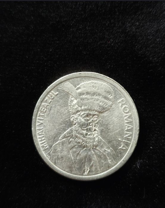 Vând monede de colecție