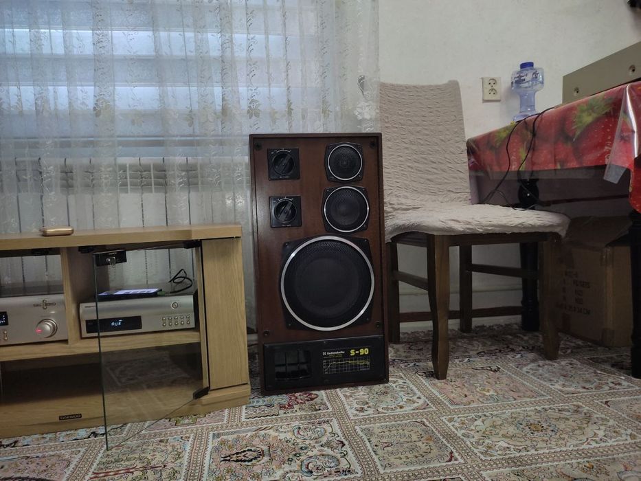 Продам калонки S-90