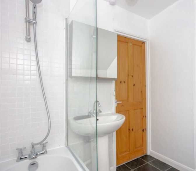 Дава се под наем Четиристаен апартамент в Пловдив, Каменица 1 - 104 кв.м за 204 € - Снимка #5