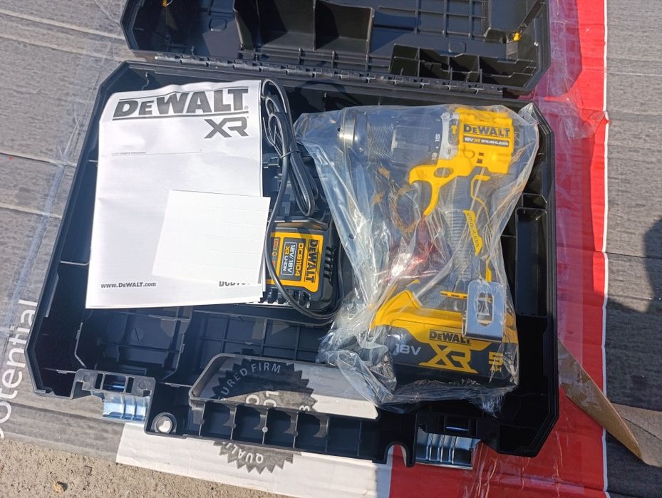 Акумулаторен винтоверт Девалт / DeWALT