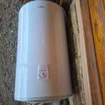 Vand boiler Tesy, plită vitroceramica și încălzitor apă bucatarie