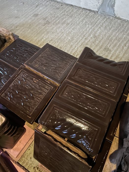 Bucati de teracota de vanzare in stare foarte buna