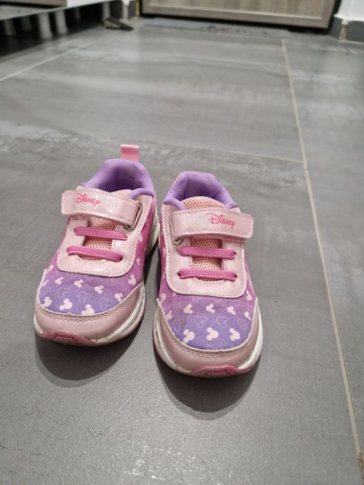 Vand adidasi luminite marime 24