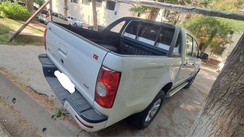 Jac T6 srochno sotiladi