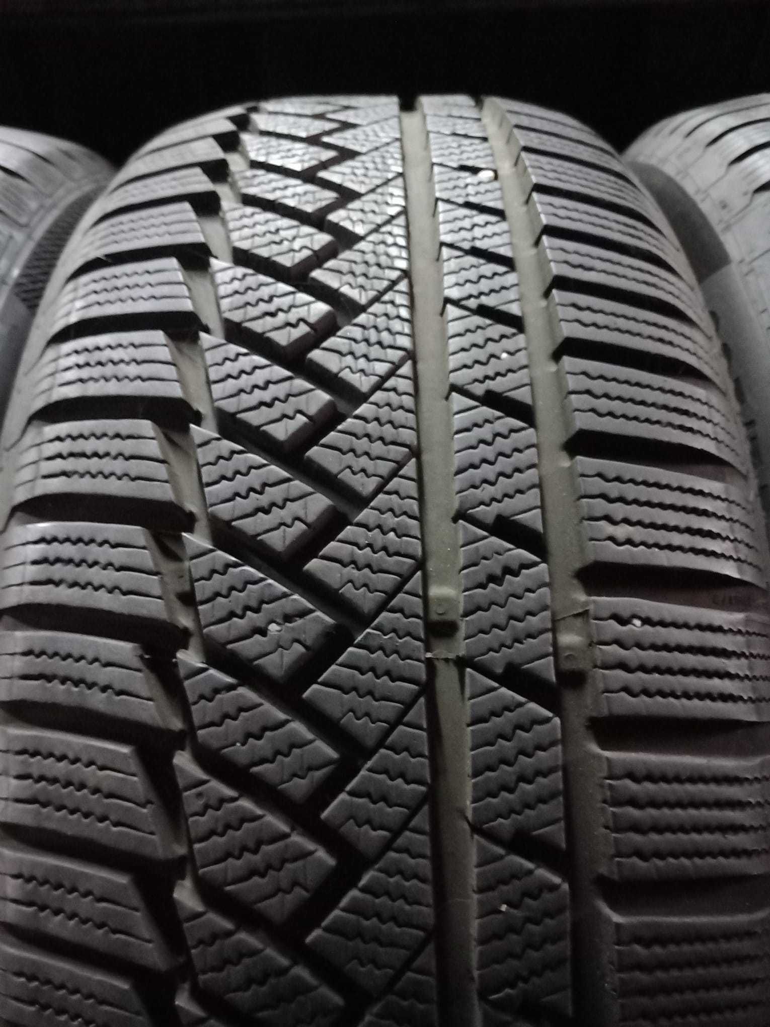 Jante BMW X1 U11 iX1 X2 Anvelope iarna top Continental 225 55 18